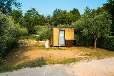 Komfort-Campingplatz mit privaten sanitären Einrichtungen Weekend